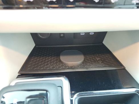 New 2026 Nissan Pathfinder SL FWD image 29