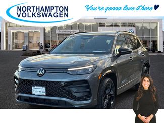 New 2026 Volkswagen Tiguan SE R-Line video 1