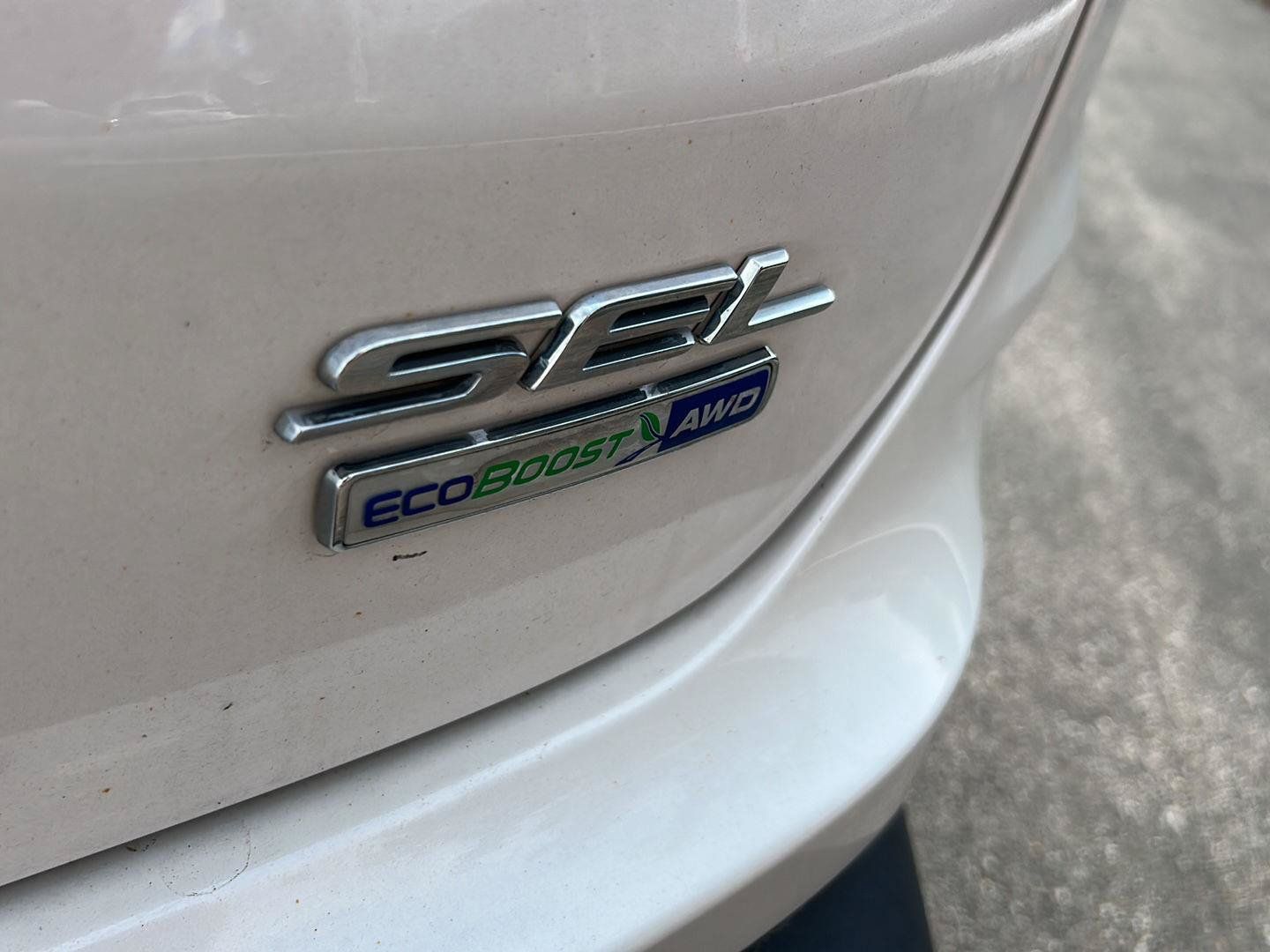 Used 2019 Ford Edge SEL w/ Equipment Group 201A AWD/4WD image 7