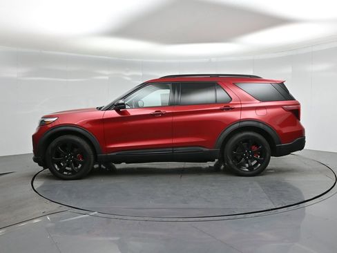 Used 2020 Ford Explorer ST w/ ST Street Pack image 27