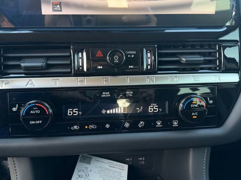 New 2026 Nissan Pathfinder SV image 14