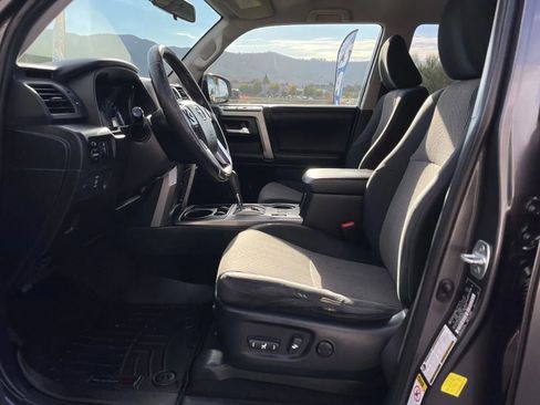 Used 2015 Toyota 4Runner SR5 image 14