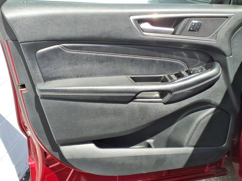 Used 2015 Ford Edge Titanium w/ Equipment Group 301A AWD/4WD image 13