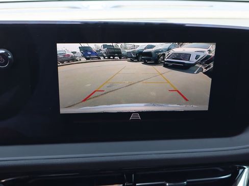 New 2026 Buick Envista Avenir FWD image 14