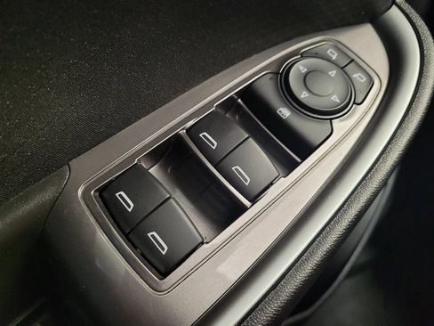 Used 2023 Chevrolet Malibu LS FWD image 27