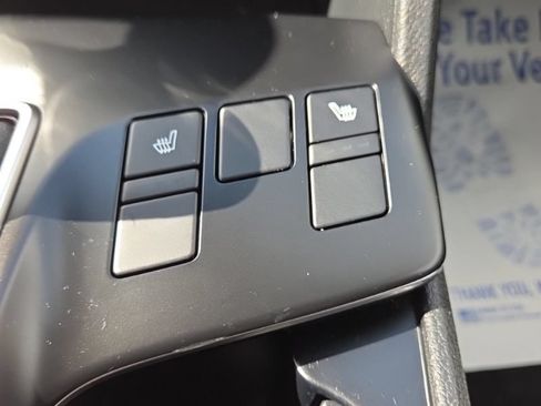 Used 2025 Kia Sportage LX AWD/4WD image 35