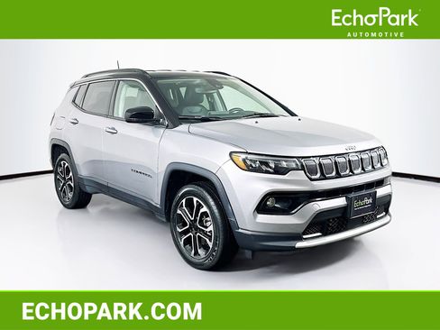 Used 2022 Jeep Compass Limited image 1