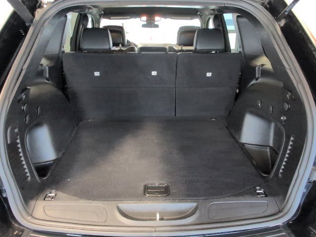 Used 2021 Jeep Grand Cherokee Laredo X AWD/4WD image 30