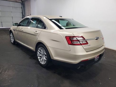 Used 2017 Ford Taurus Limited image 5