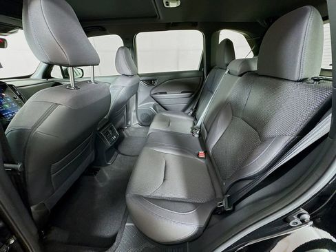 Used 2025 Subaru Forester Premium w/ Convenience Package #1 image 28