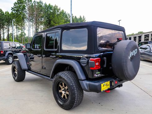 Used 2020 Jeep Wrangler Unlimited Rubicon AWD/4WD image 4