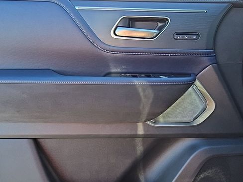 New 2026 INFINITI QX80 4WD image 12