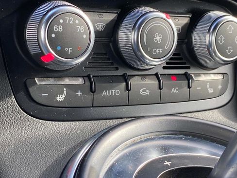 Used 2009 Audi R8 V8 image 27