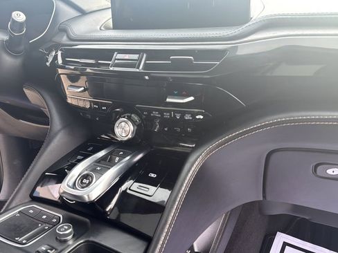 Used 2022 Acura MDX SH-AWD w/ Advance Package image 36