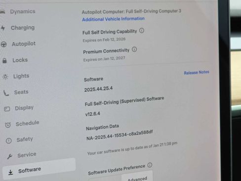 Used 2021 Tesla Model Y Performance image 30