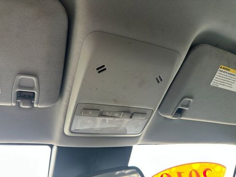 Used 2019 Chevrolet Trax LT w/ LT Convenience Package image 67