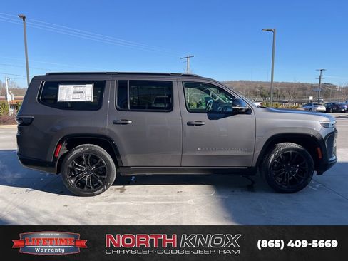 New 2026 Jeep Grand Wagoneer Summit image 24