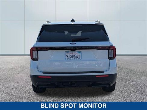 Used 2025 Ford Explorer ST-Line w/ Premium Package RWD image 4