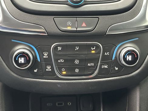 Certified 2024 Chevrolet Equinox LT image 20