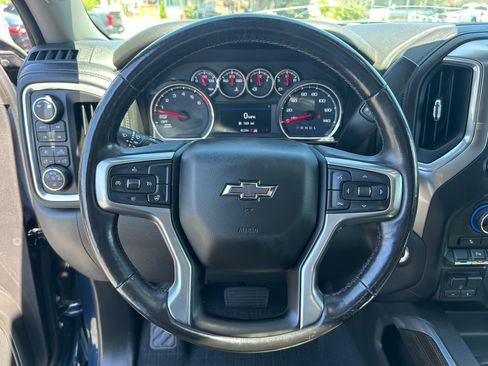 Used 2019 Chevrolet Silverado 1500 LT Trail Boss AWD/4WD image 13