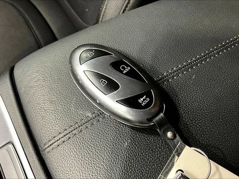 Used 2025 Hyundai Tucson SE AWD/4WD image 12