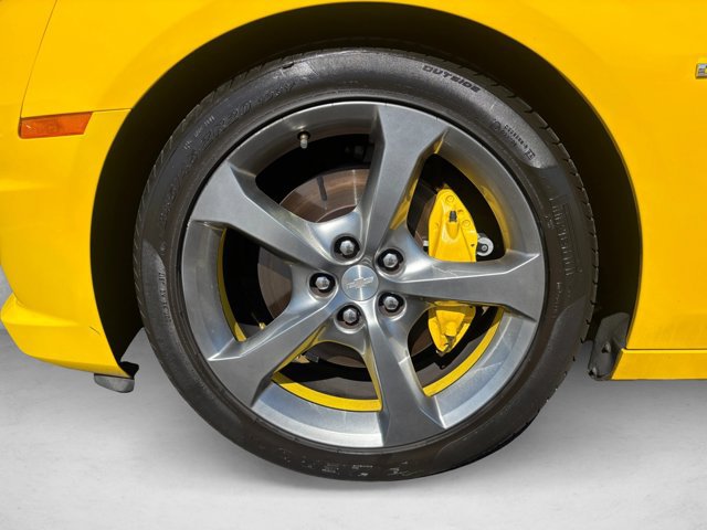 Used 2013 Chevrolet Camaro SS w/ RS Package RWD image 21