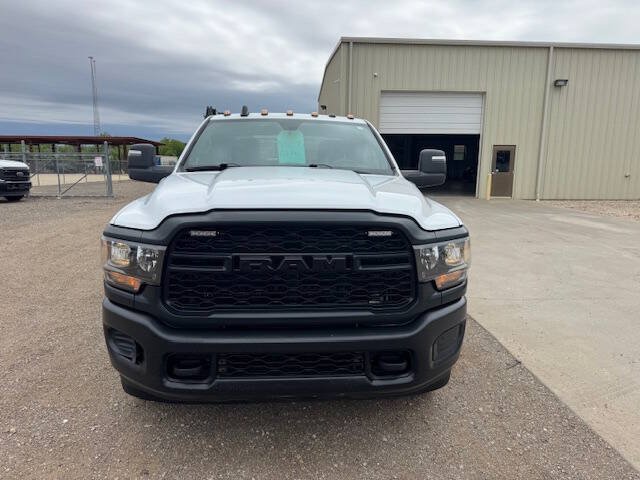 Used 2024 RAM 3500 Tradesman AWD/4WD image 4