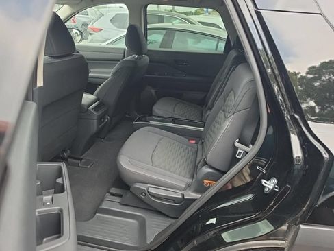 Used 2025 Nissan Pathfinder SV w/ SV Premium Package AWD/4WD image 2