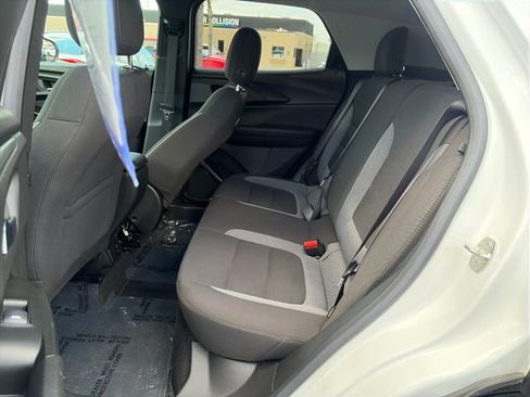 Used 2023 Chevrolet TrailBlazer LT w/ Convenience Package FWD image 24