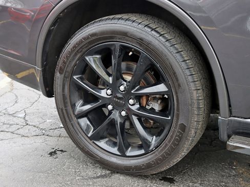 Used 2018 Dodge Durango R/T w/ Blacktop Package AWD/4WD image 6