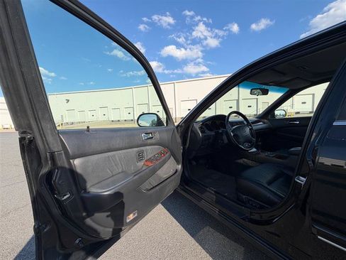 Used 1997 Acura RL FWD image 10
