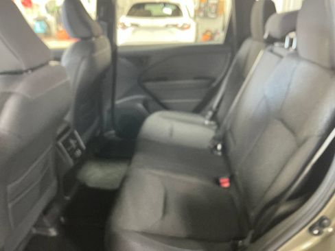 Certified 2025 Subaru Forester Premium AWD/4WD image 27