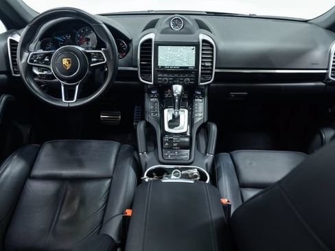 Used 2016 Porsche Cayenne S AWD/4WD image 21