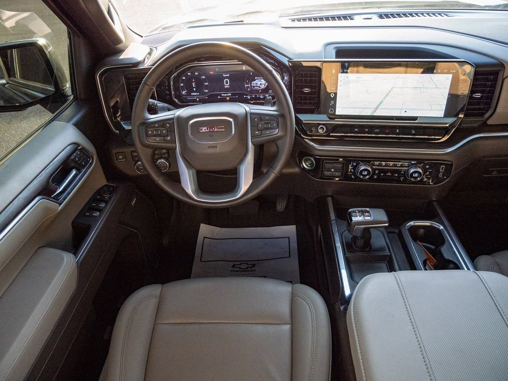 Used 2025 GMC Sierra 1500 SLT w/ SLT Premium Package AWD/4WD image 30