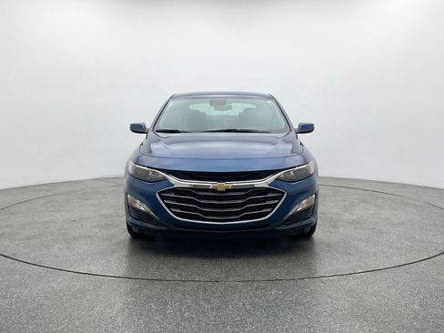 Used 2024 Chevrolet Malibu LT image 2