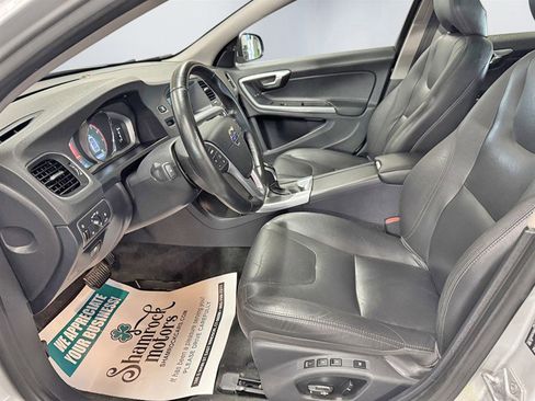 Used 2016 Volvo V60 T5 Premier AWD/4WD image 14