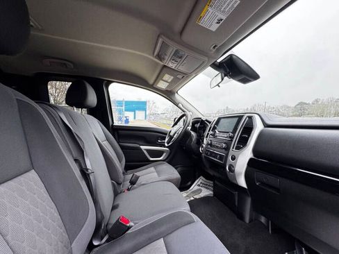 Used 2021 Nissan Titan SV w/ Accessory Utility Package RWD image 10