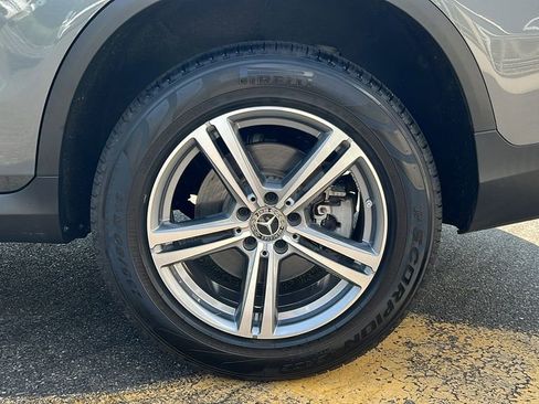 Used 2022 Mercedes-Benz GLC 300 4MATIC image 10