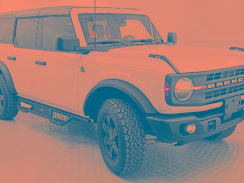 Certified 2024 Ford Bronco Black Diamond AWD/4WD image 1