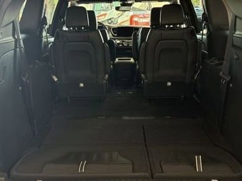 New 2026 Chrysler Pacifica Select image 10