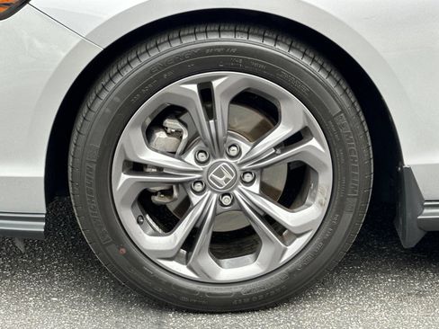 Used 2023 Honda Accord EX image 32