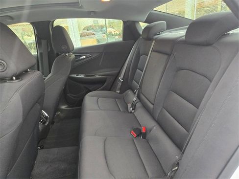 Used 2023 Chevrolet Malibu LT image 18