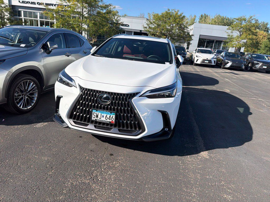 Used 2026 Lexus NX 350h AWD w/ Accessory Package (2T) image 9