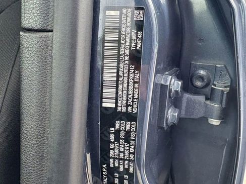 Used 2019 Jeep Renegade Latitude w/ Safety & Security Group II image 36