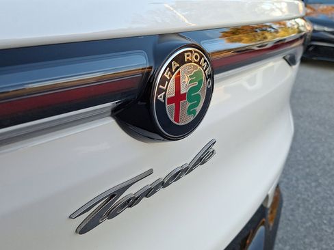New 2025 Alfa Romeo Tonale w/ Active Assist Package image 12