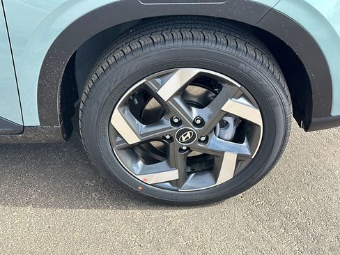 New 2026 Hyundai Venue SEL FWD image 13