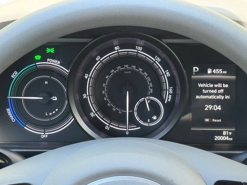 Used 2023 Hyundai Elantra Blue FWD image 2