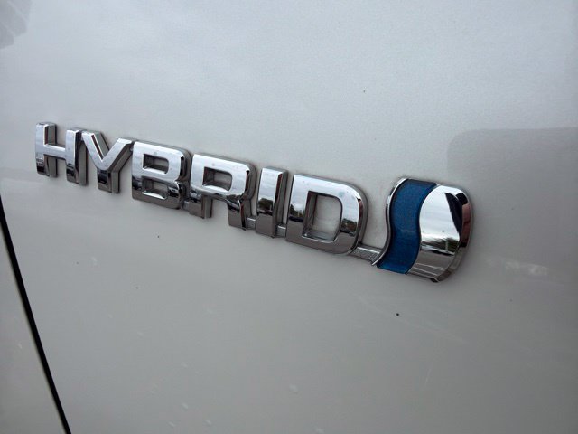 Used 2021 Toyota RAV4 XSE AWD/4WD image 5