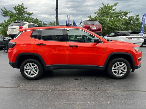Used 2020 Jeep Compass Sport w/ Cold Weather Group AWD/4WD image 7