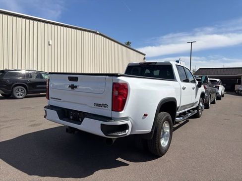 Used 2024 Chevrolet Silverado 3500 High Country w/ High Country Premium Package image 13